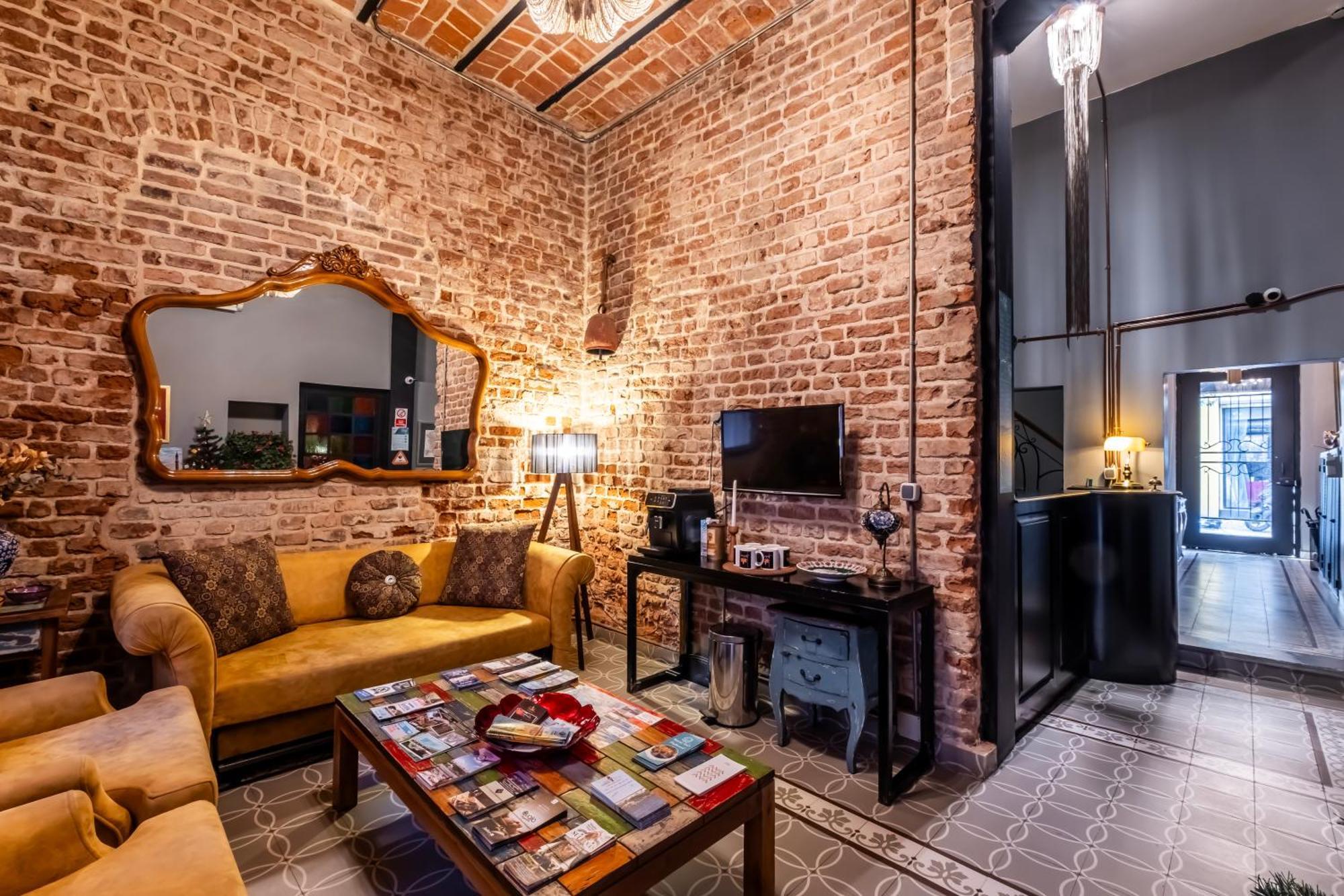Selvese Suites, Serviced Living In Galata 2*