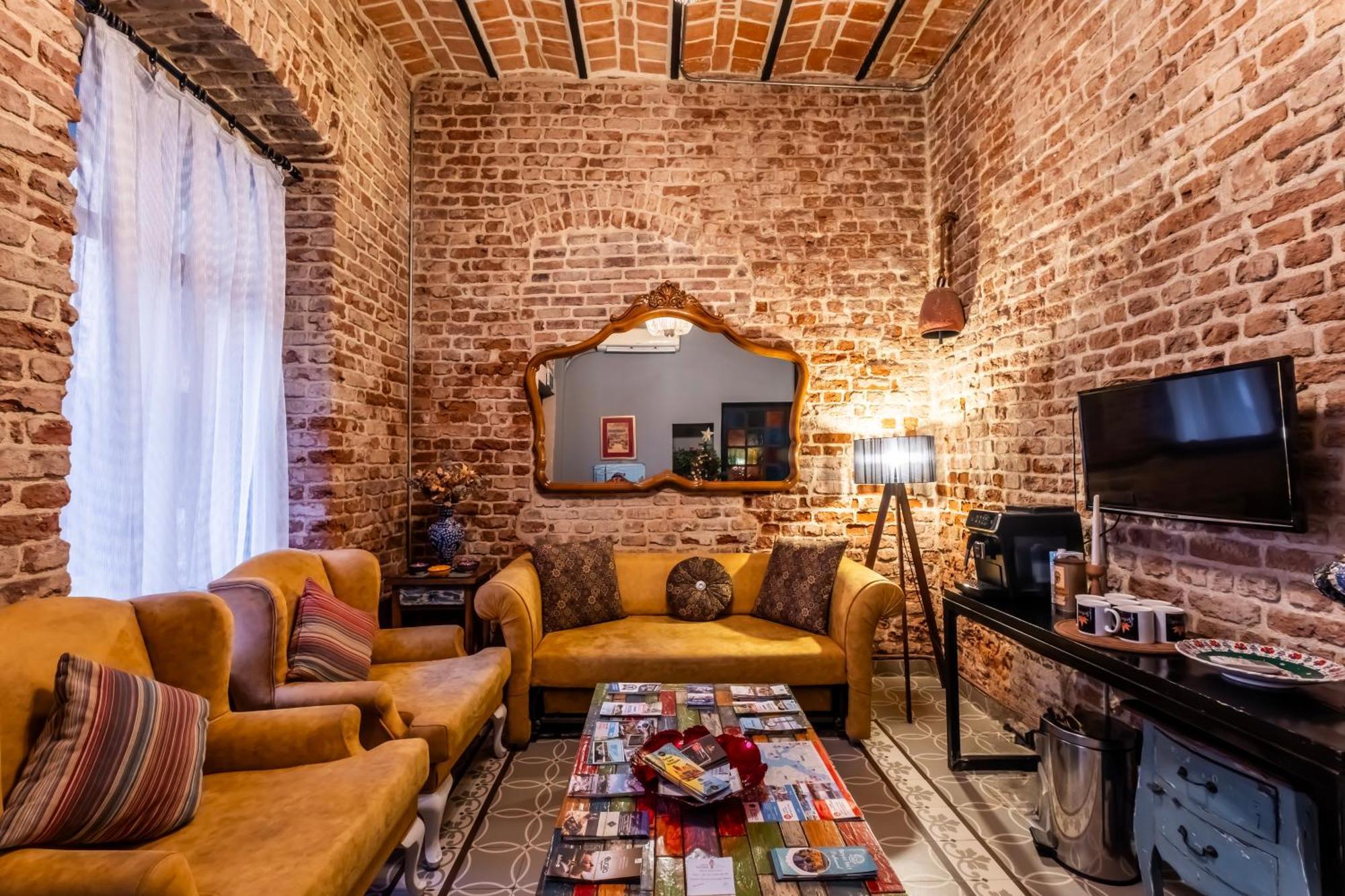 Selvese Suites, Serviced Living In Galata