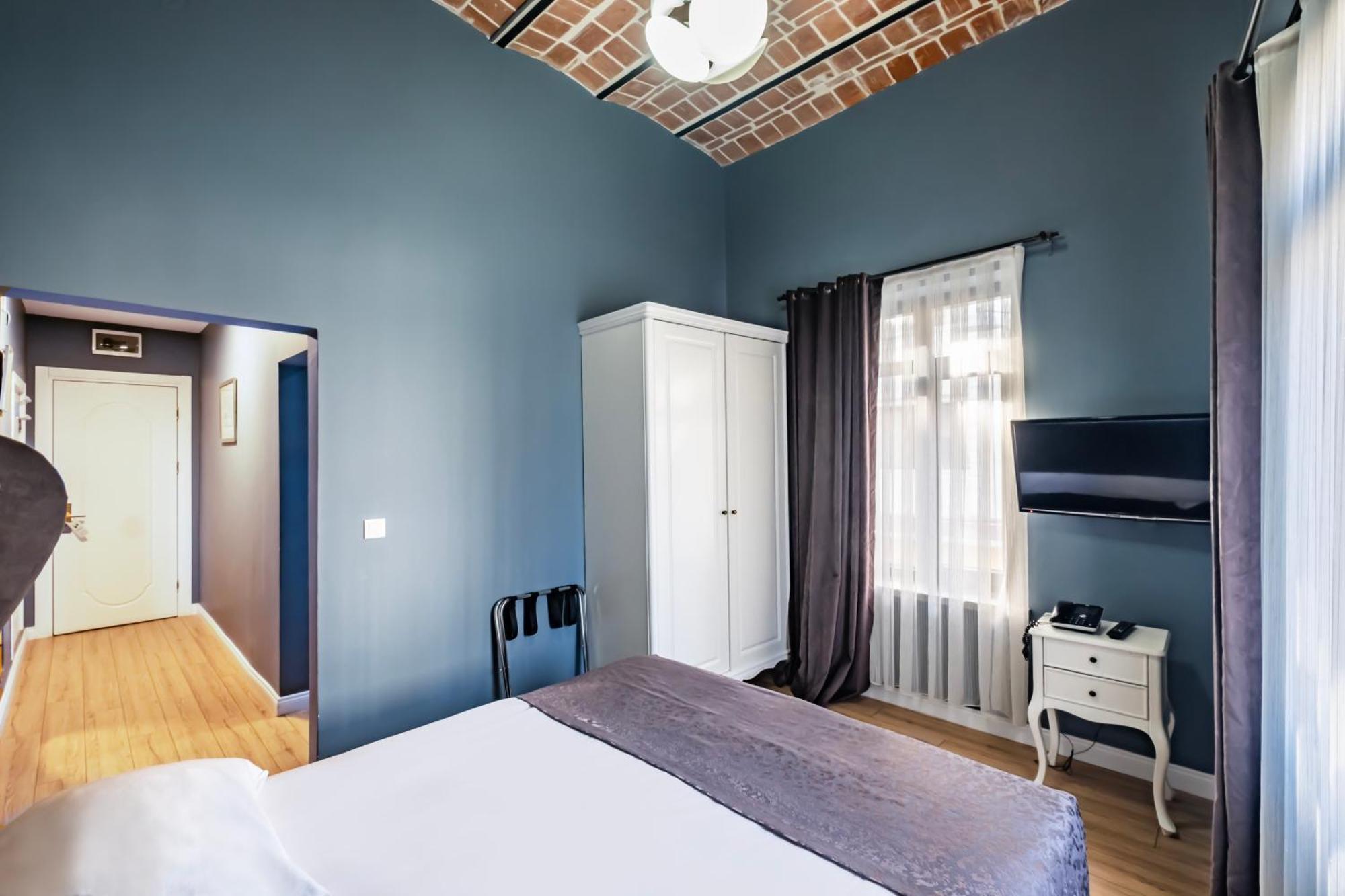Selvese Suites, Serviced Living In Galata